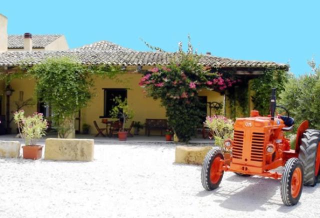 Castelvetrano Agriturismo Baglio Vecchio מראה חיצוני תמונה